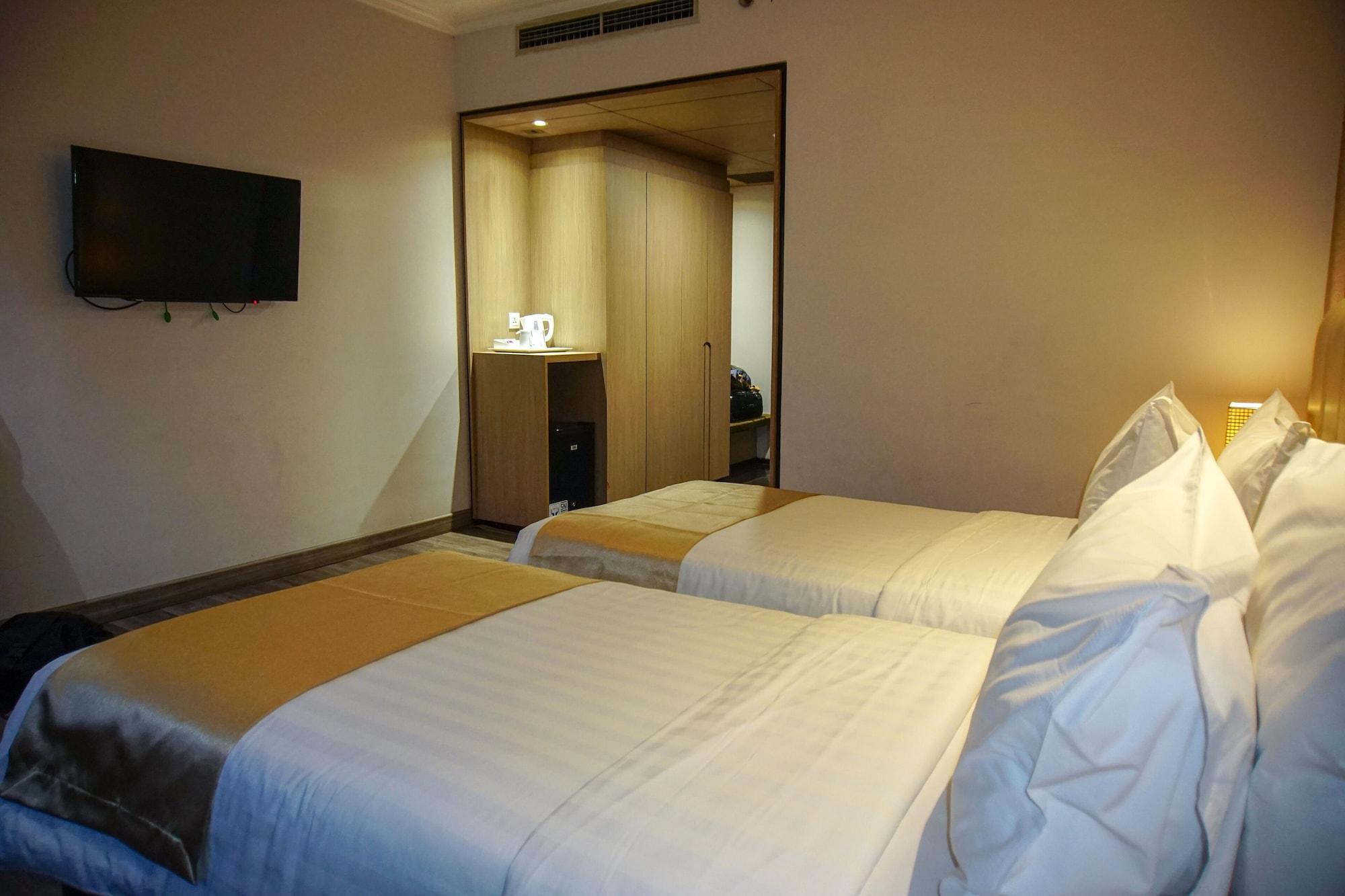 Orchardz Hotel Bandara Tangerang Ngoại thất bức ảnh