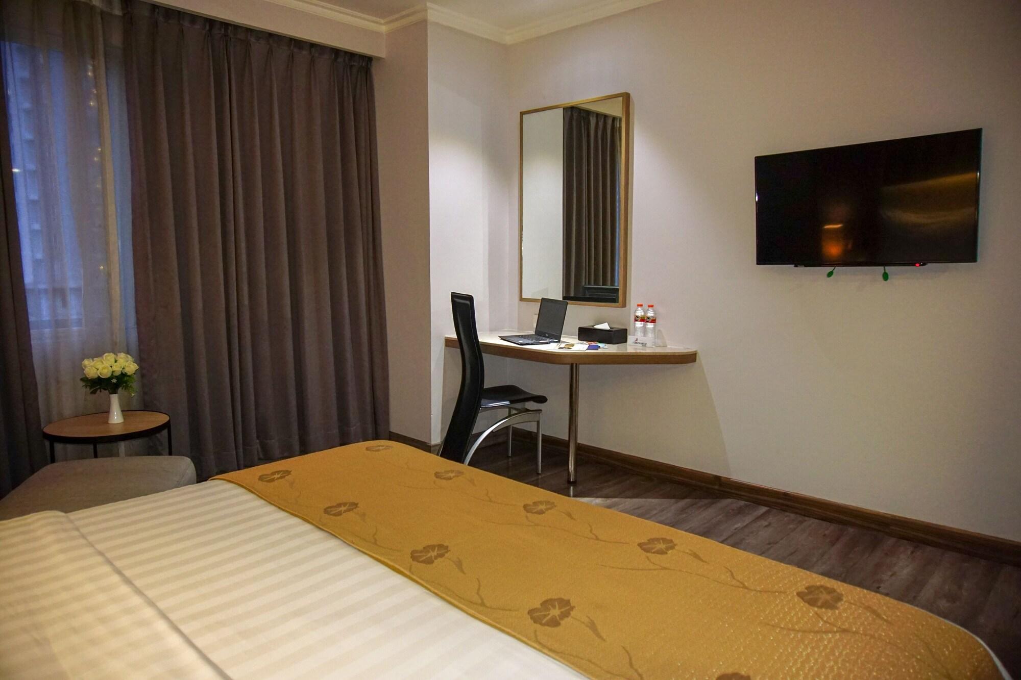 Orchardz Hotel Bandara Tangerang Ngoại thất bức ảnh