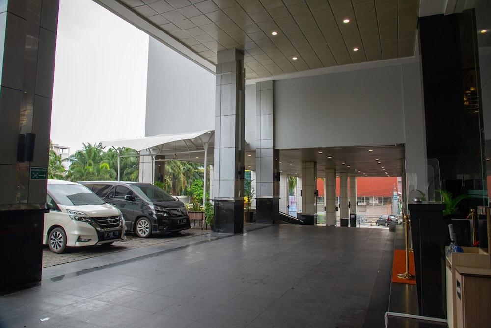 Orchardz Hotel Bandara Tangerang Ngoại thất bức ảnh