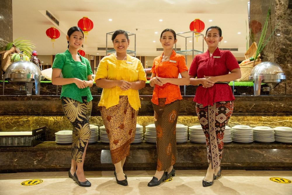 Orchardz Hotel Bandara Tangerang Ngoại thất bức ảnh