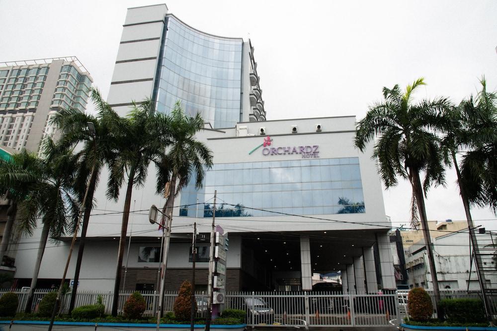 Orchardz Hotel Bandara Tangerang Ngoại thất bức ảnh