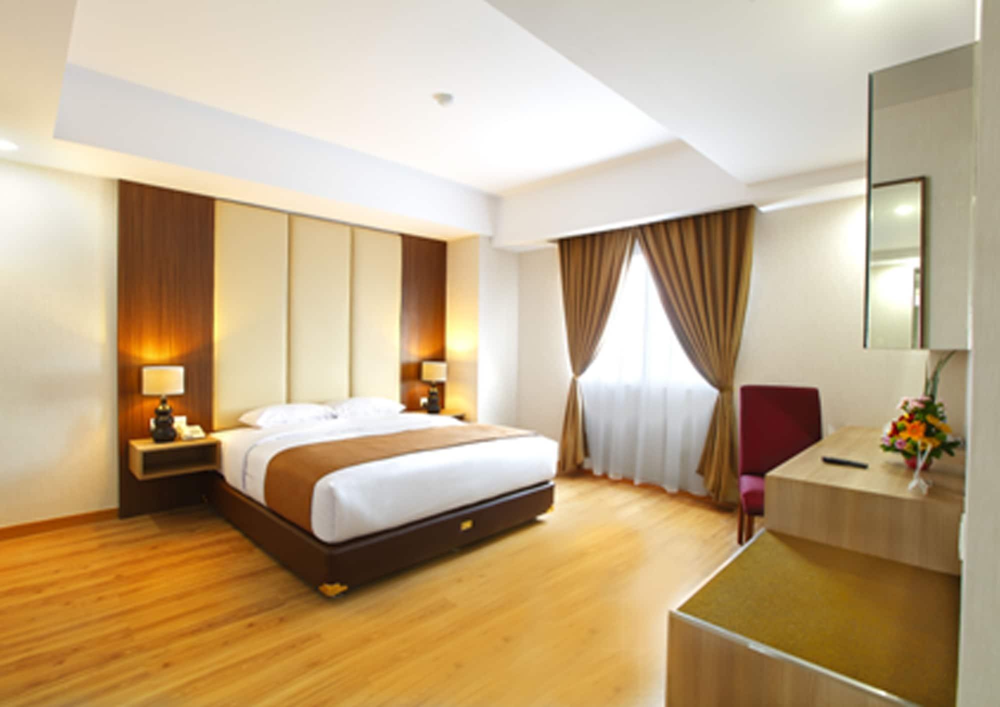 Orchardz Hotel Bandara Tangerang Ngoại thất bức ảnh